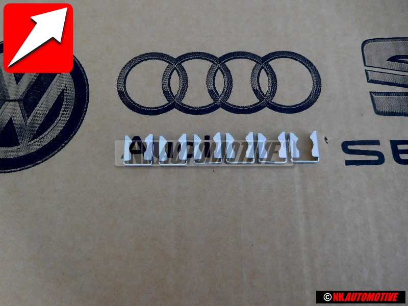 https://media.nkautomotive.com/01/d/051390.jpg